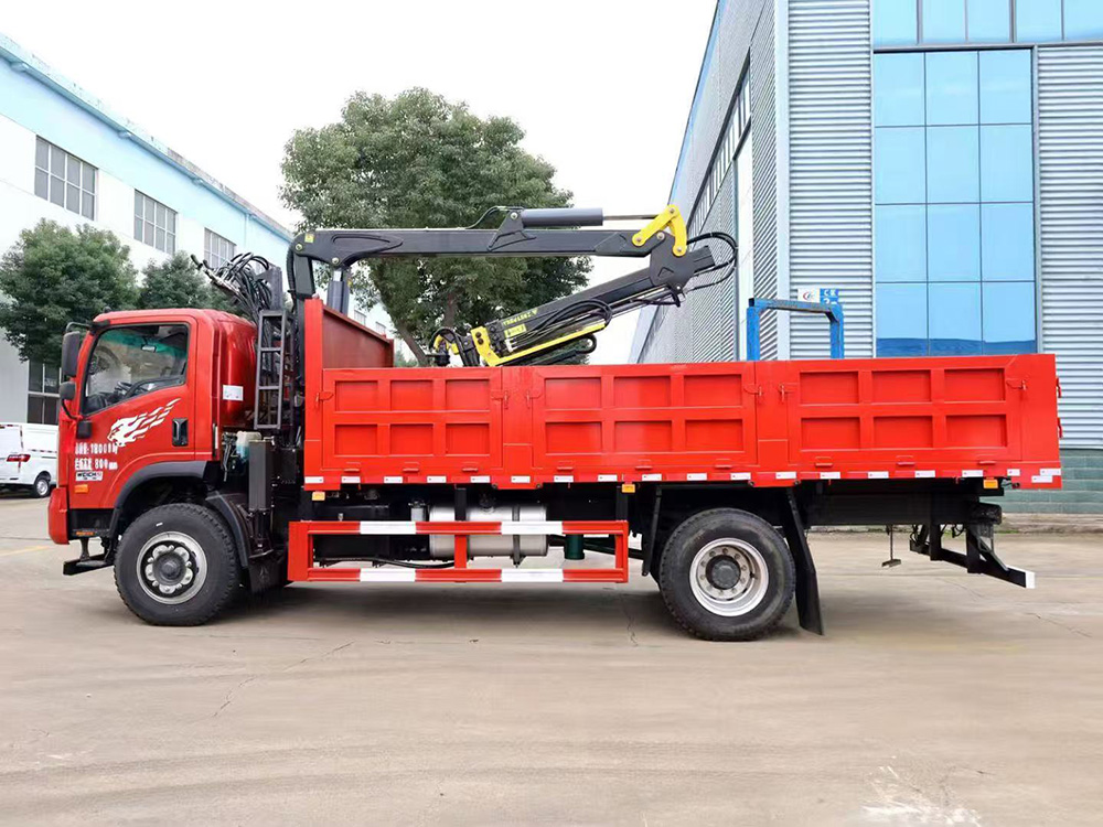 程力8.8米抓木机