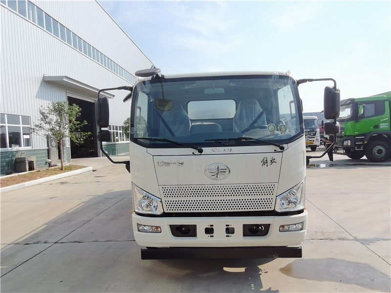 9.5方 楚胜解放J6油罐车